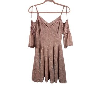 City Triangles Pink Lace Mini Dress Junior 3 XS Boho Cottagecore Cold Shoulder